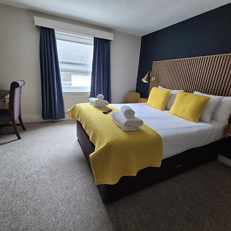 The Stratton House Hotel Biggleswade Extérieur photo