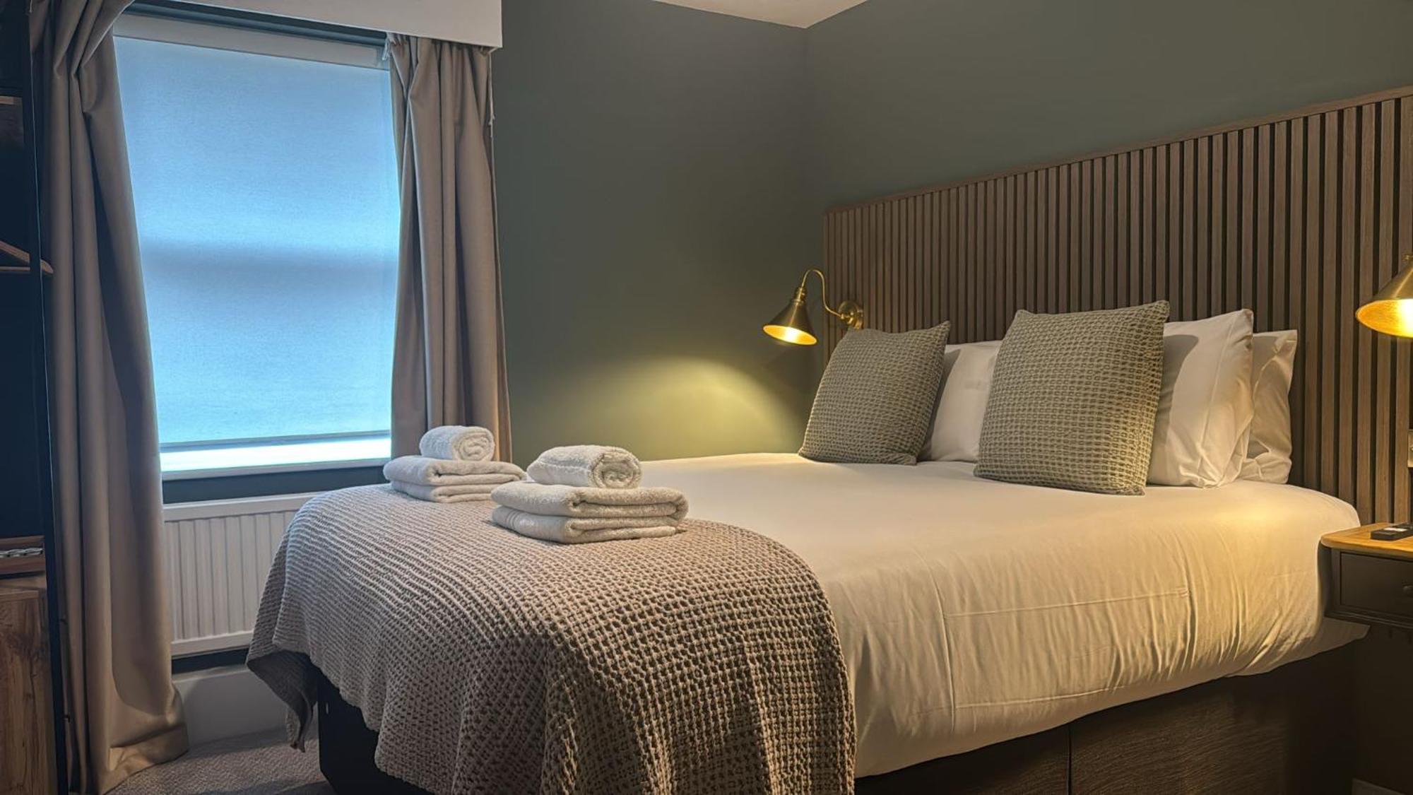 The Stratton House Hotel Biggleswade Extérieur photo